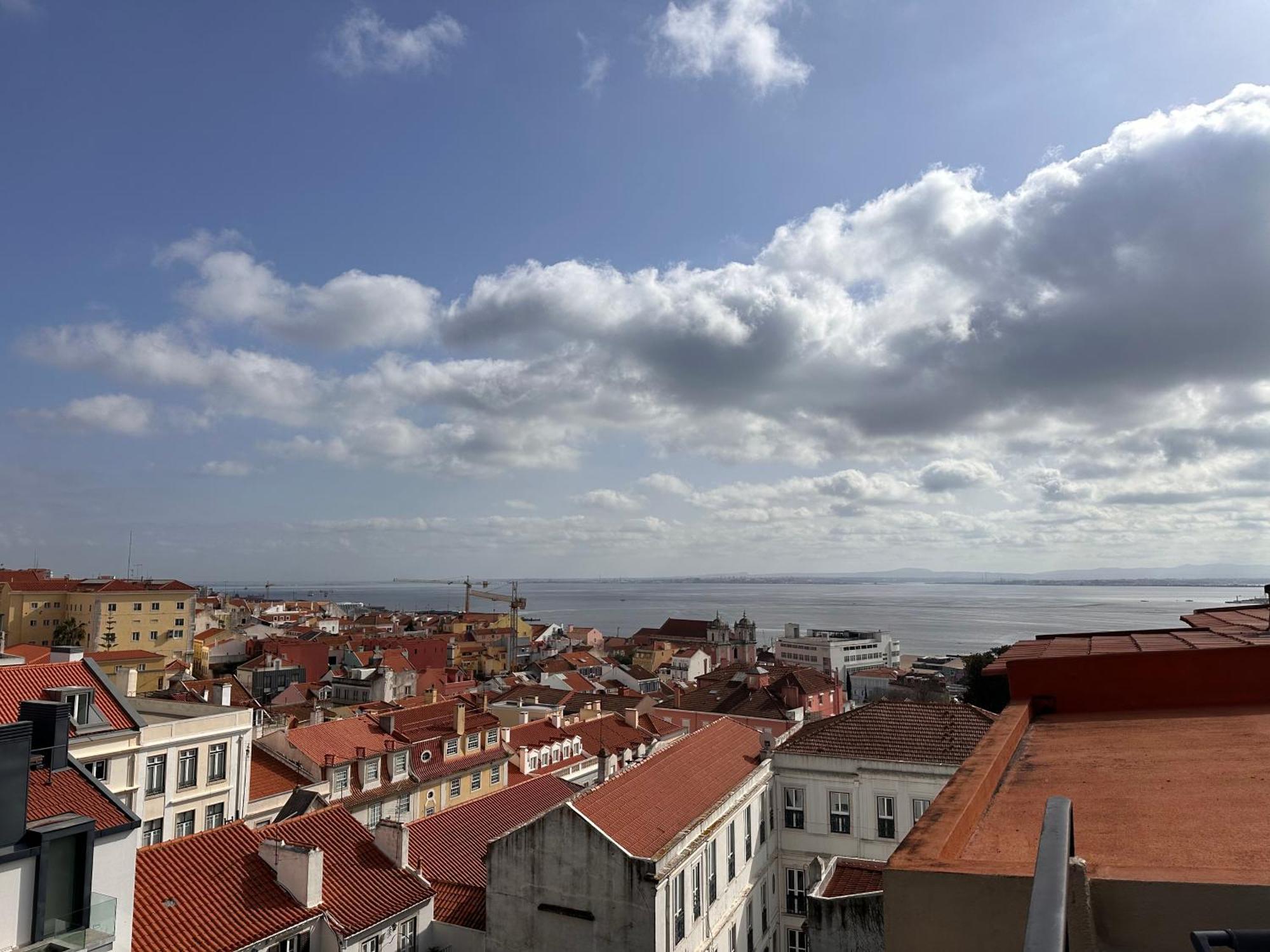 The Felix 10, Lisbon